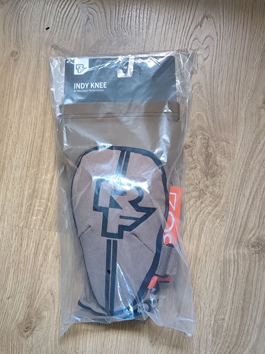 Genunchere MTB Race Face Indy Noi