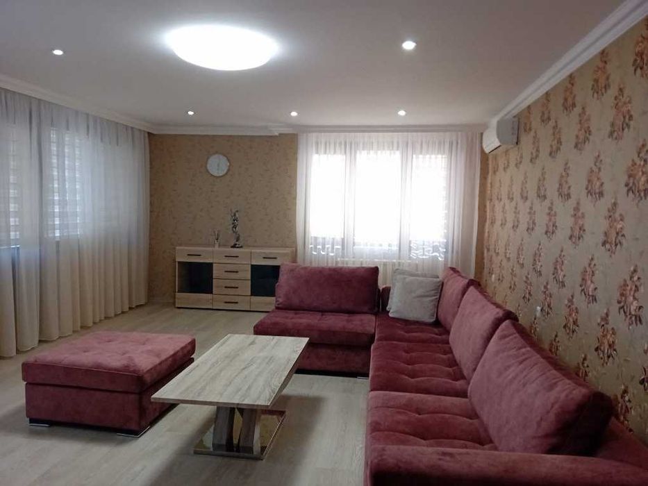 Дава се под наем Двустаен апартамент в София, Требич - 120 кв.м за 663 € - Снимка #7