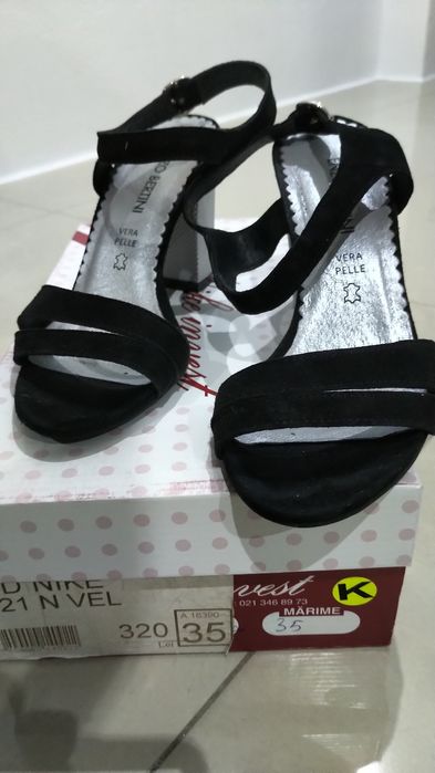 Sandale negre elegante