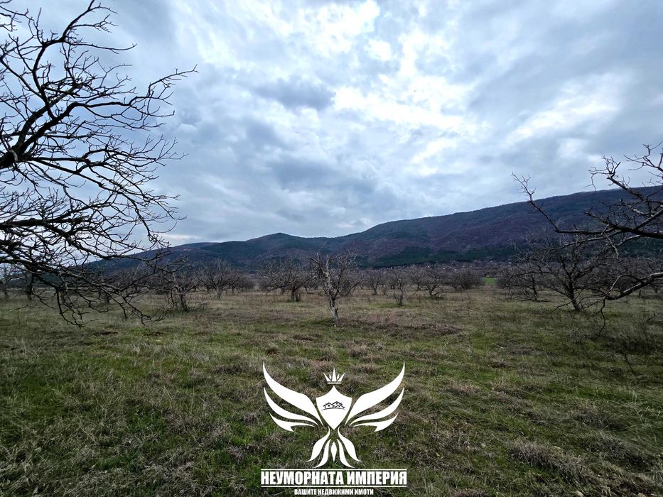 Продавам парцел/земя с площ от 3400кв.м. в гр.Асеновград м.Параколово преди село Мулдава