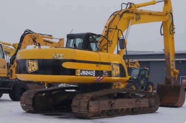 Продам спецтехнику погрузчик экскаватор