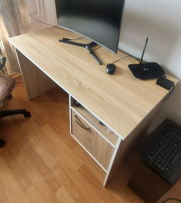 Стол ученический компьютерный б/у