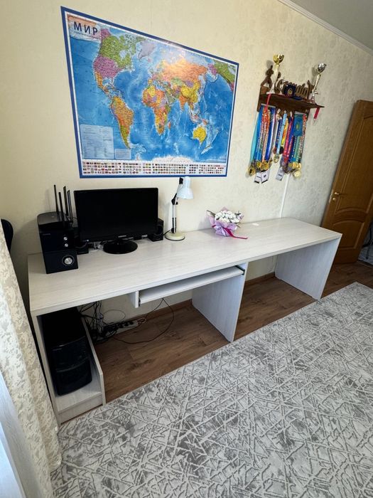 Компьютерный стол