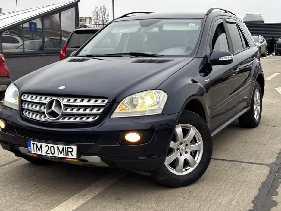 Mercedes-Benz ML Mercedes ML320 4Matic,masina personala,cutie automata,Navigatie mare