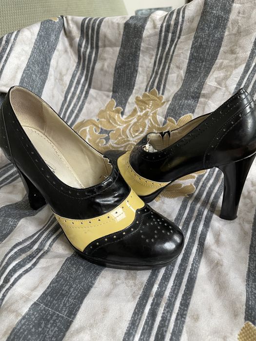 Incaltaminte pantofi sandale cu toc sau platforma