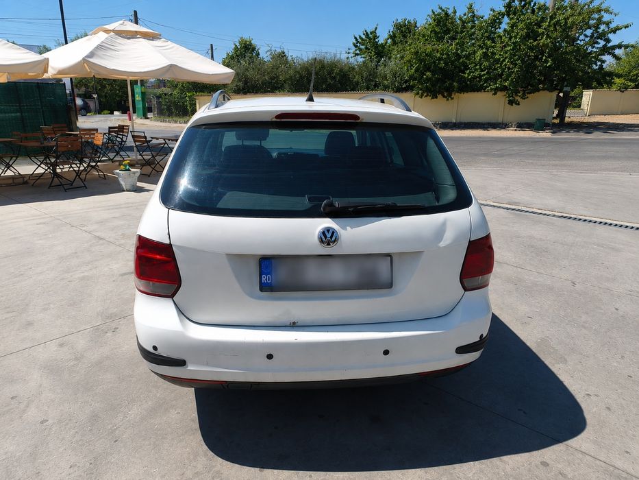 Vând Volkswagen Golf 5 an 2008 1.9 Tdi 105 cp