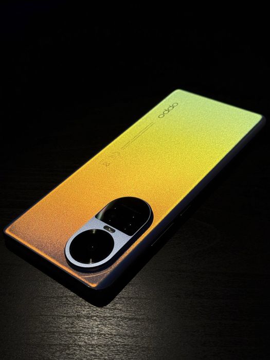 Oppo Reno10 5G Ice Blue