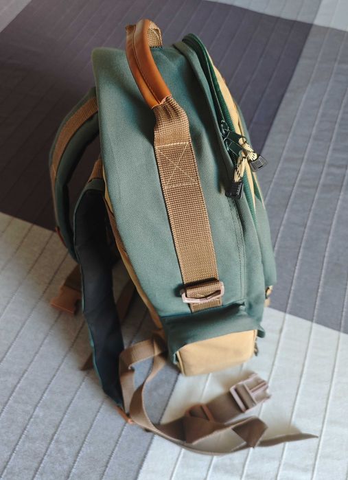 Продавам раница за фотографско оборудване