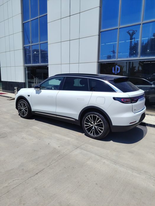 Leapmotor C11 Hybrid 300km LIDAR supreme fragrance