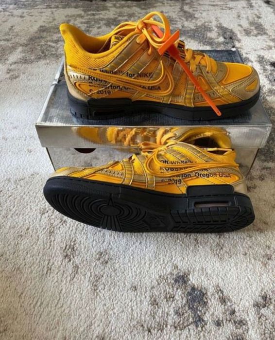 Nike Rubber Dunk Off-White University
Gold