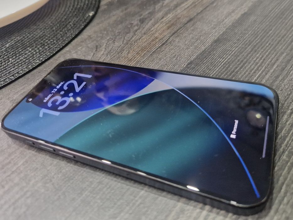 Se vinde Iphone 15 pro max