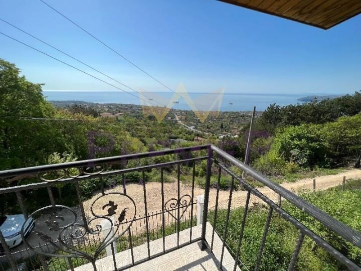 Къща в Варна-м-т Акчелар