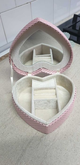 Sovenir/ Cutie bijuterii