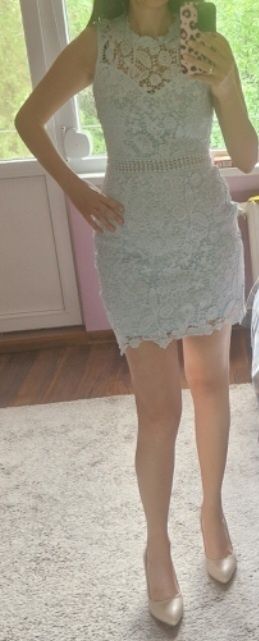 Официални рокли, червена с едно рамо и синя дантелена