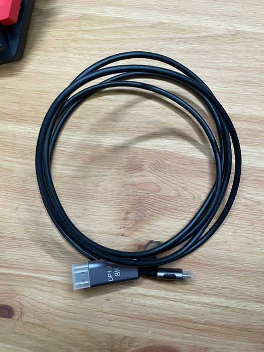 Кабель Type C на DisplayPort