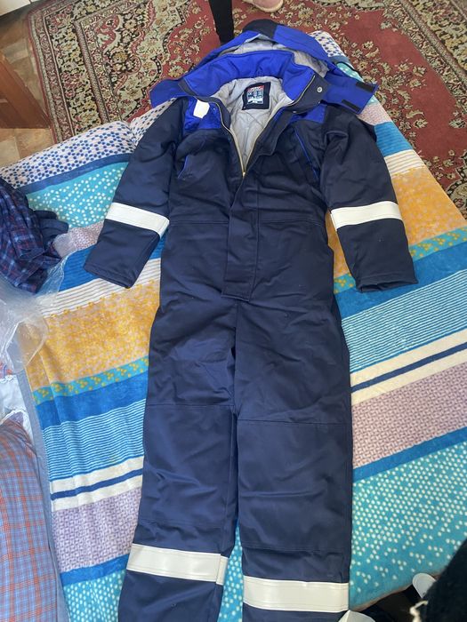 Продам спец одежду