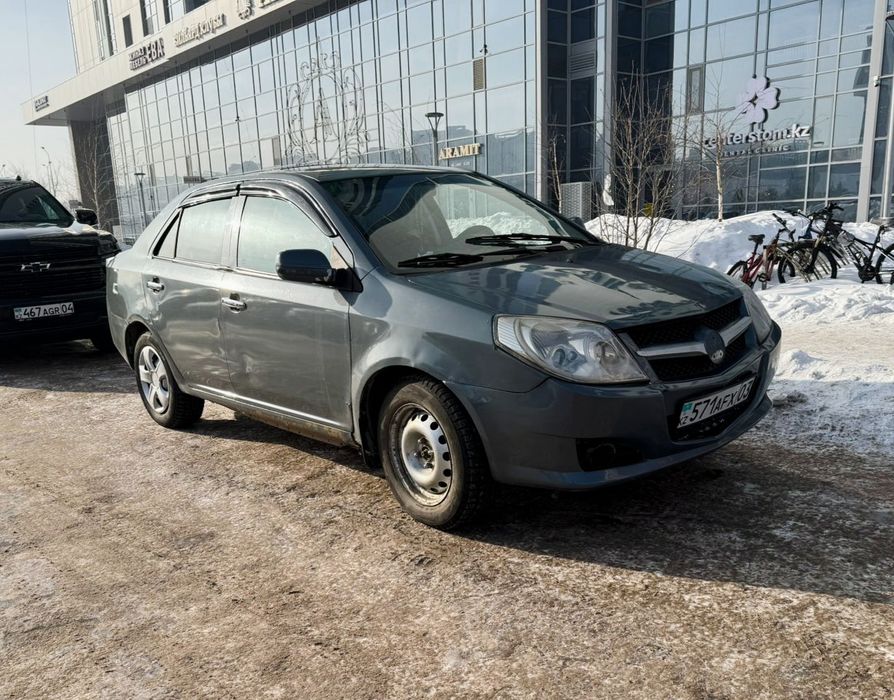 Продам машину geely mk