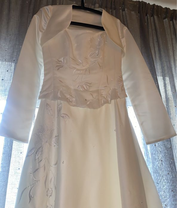 Rochie de mireasa Alex Hanson