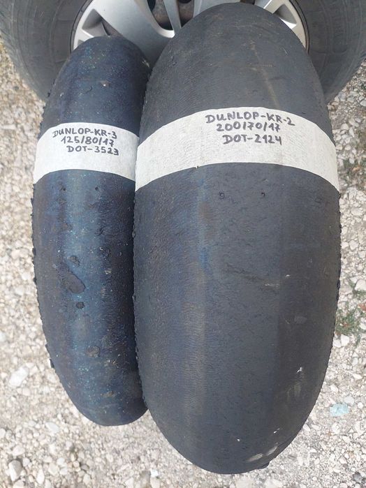 Сликове за мотор гуми за мотор  pirelli superbike,metzeler,dunlop kr,