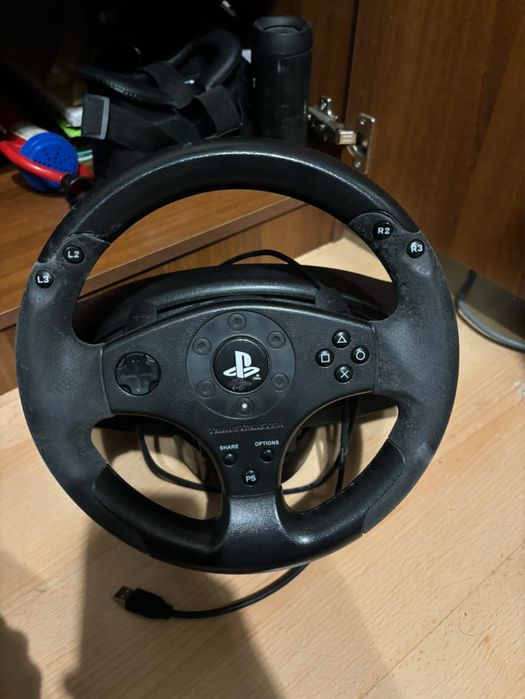 Волан и педали за PlayStation 4