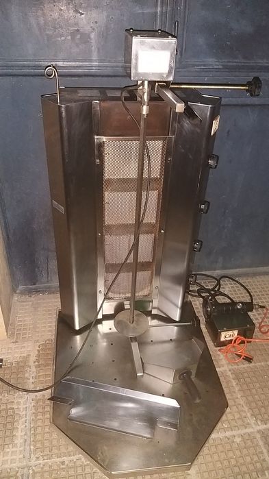 KEBAB aparat pentru KEBAB cu 4 arzatoare + cutit electric