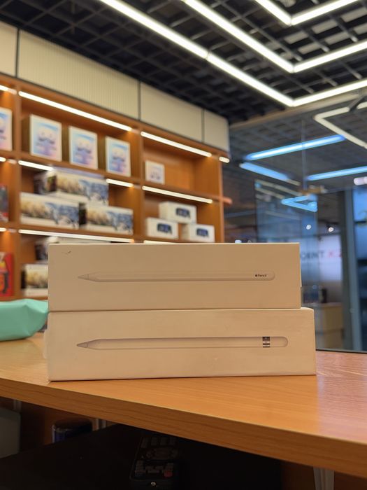 Apple Pencil 2 и 1