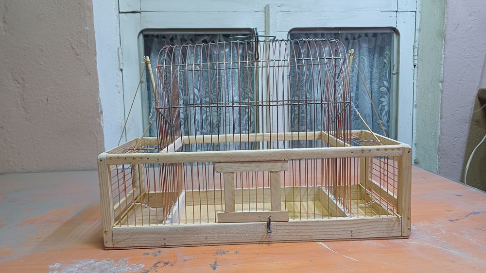 Продаётся клетка для шиглов