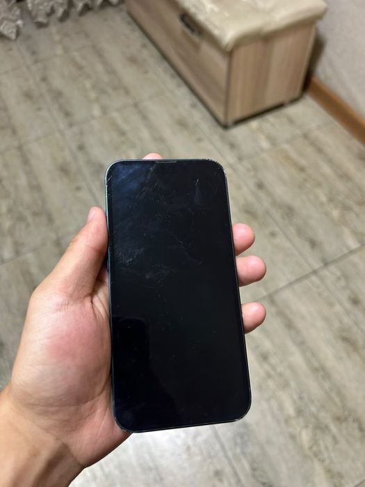 iPhone 13 на 256 ГБ айфон 13