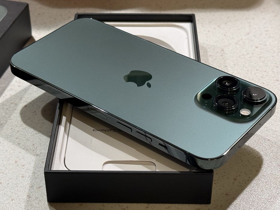 iPhone 13 Pro Max 128GB Alpine Green – Като НОВ, 86% Батерия.