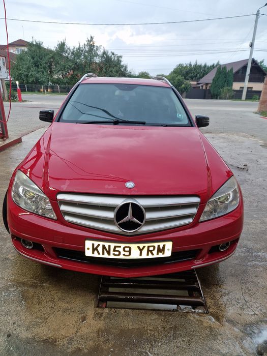 Vand sau dezmembrez c class w204 combi