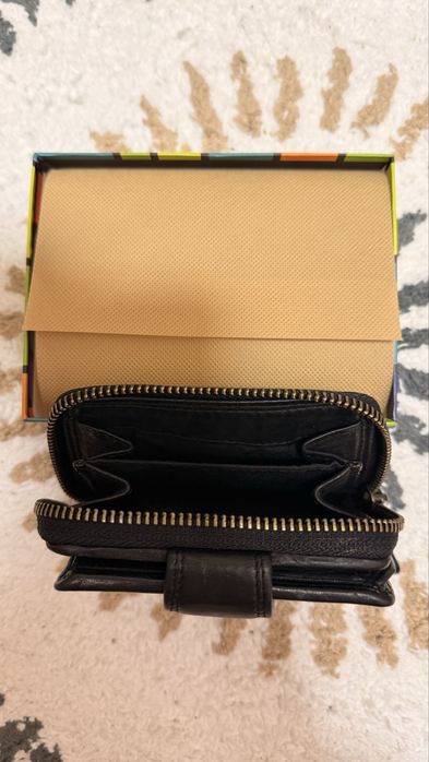 Дамско портмоне Old River  естествена кожа