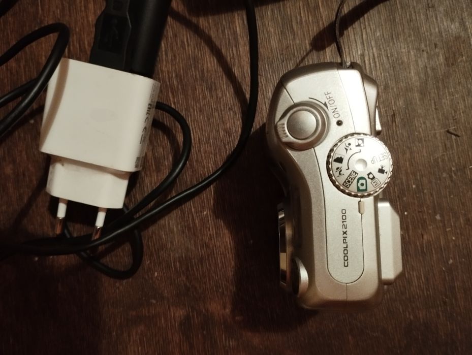 Цифровой фотоаппарат NIKon