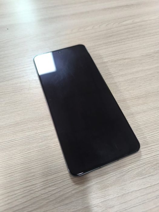 Телефон Huawei Mate 50