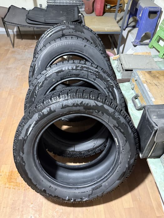 Шины зимние Bridgestone R17