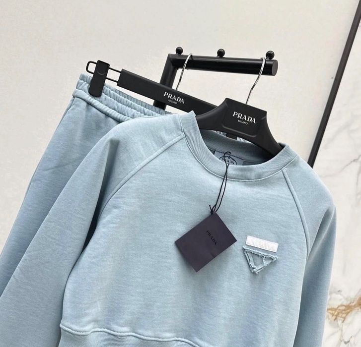 Дамски екип PRADA