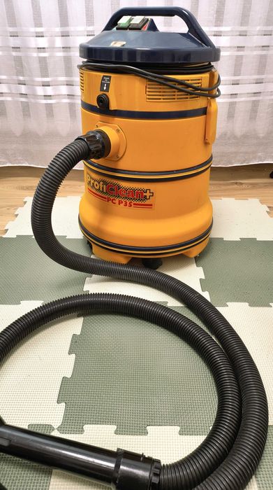 Aspirator profesional Gisowatt ProfiClean Plus PC P35