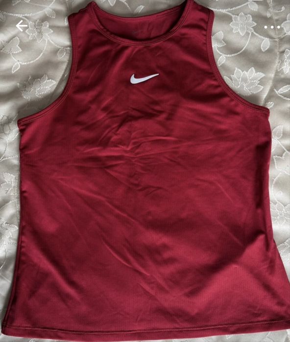 Lot 5 haine sport fete (Nike, Adidas, Puma, DKNY) – 12-14 ani / XS