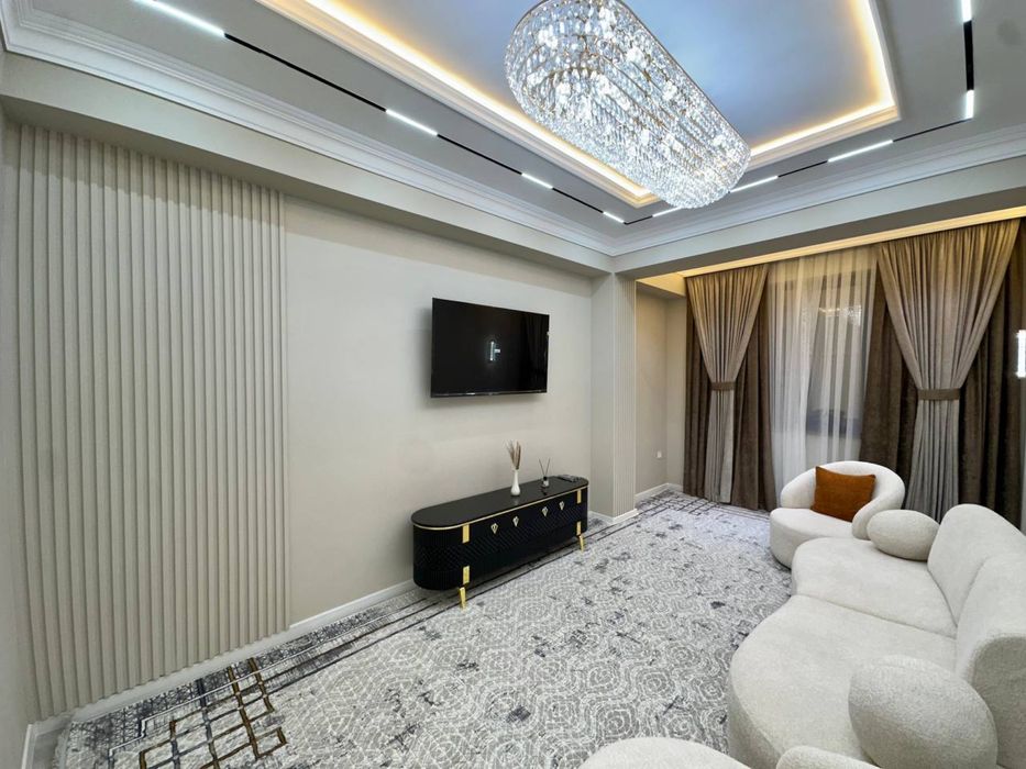 Продаётся 3-комнатная квартира (студия) в новостройке.