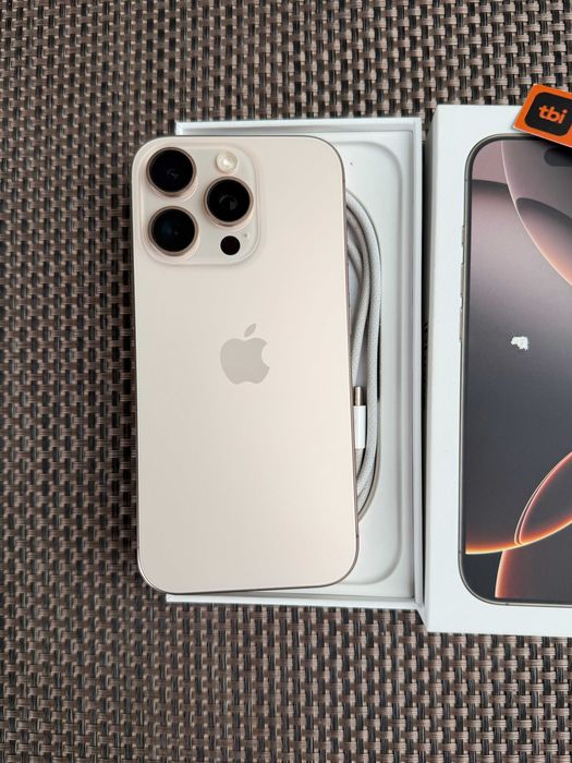 iPhone 16 Pro Лизинг от 28/м desert titanium - златист гаранция! 128gb