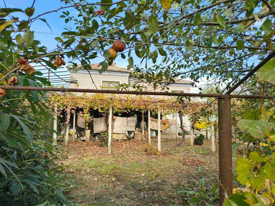 Продава се Къща в Нови пазар - 100 кв.м за 400 €/кв.м - Снимка #13