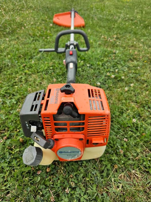 Моторна Коса HUSQVARNA 132.RJ. Перфектна..