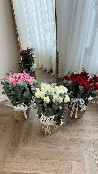 Розы в корзине 26500 тг