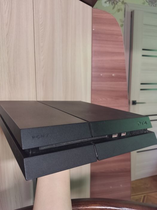 PlayStation 4 Fat, полным комплектом виар