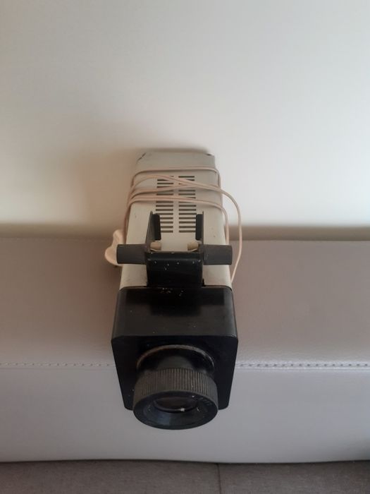 Aparat proiector diafilme