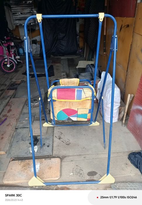 Качели детские продам