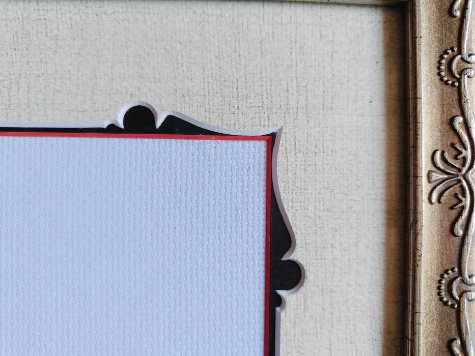 гоблен ,,Флирт", ръчно ушит , рамкиран