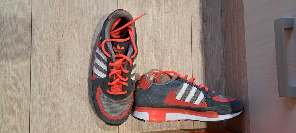 Маратонки Adidas zx850