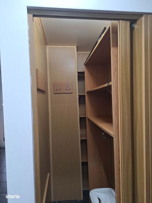 Apartament decomandat 2 camere zona Rovine