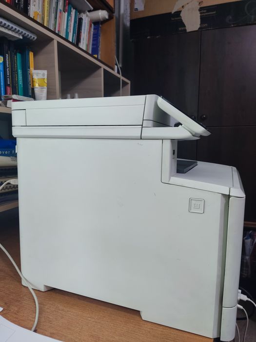 Продам принтер HP m477 fdn б/у