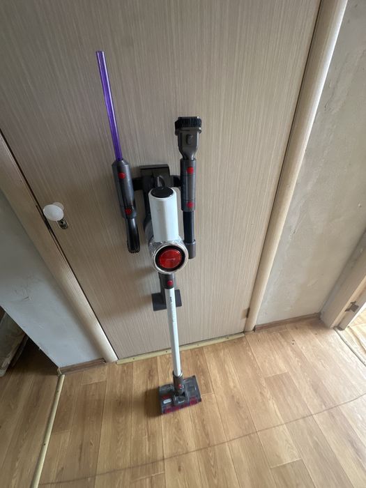 Пылесос Redroad v 17